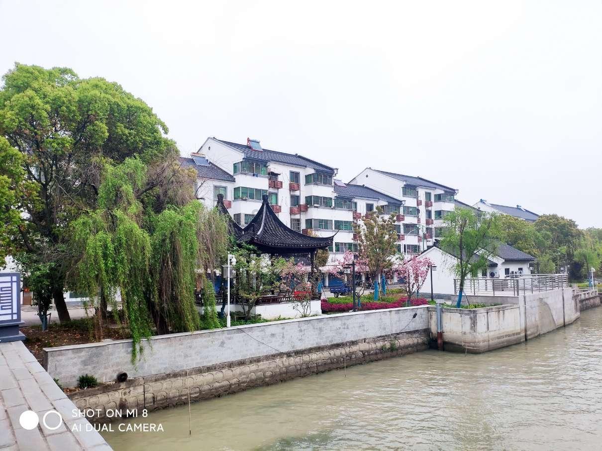 修文县景阳街道关工委组织辖区未成年人开展绘画活动
